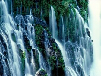 Waterfall HD Wallpaper