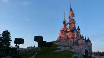 Sleeping Beauty Castle Wallpaper