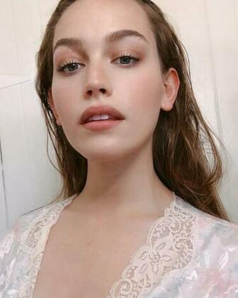 Best Victoria Pedretti Image In Celebrities