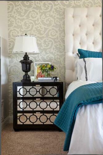 Designing Home Wallpaper As An Accent