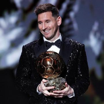 Lionel Messi Wins Record Seventh Ballon D Or The New York Times