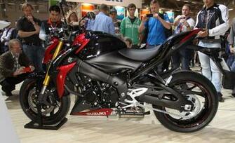Yamaha R1