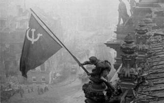 World War Ii Wallpaper Photos Desktop