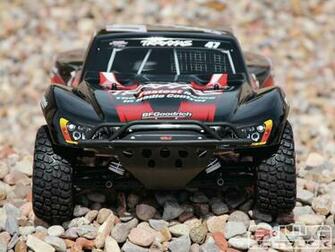 8l Traxxas Slash Re Front Shot Photo