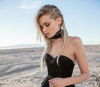 Abbey Lee Kershaw Bare Shoulders Women Model Braids