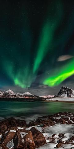 Arctic Mountains Nature Aurora Borealis Wallpaper