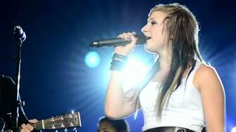 Jen Ledger Wallpaper