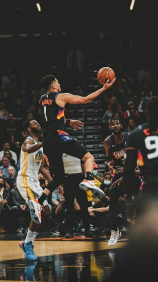 En Devin Booker iPhone X Wallpaper