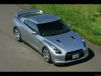 Nissan Gtr Front Right Quarter Wallpaper