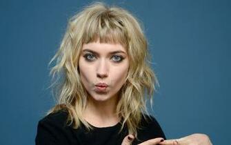 Imogen Poots Wallpaper High Resolution And Quality