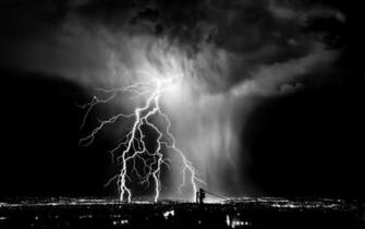 Massive Lightning UHD Wallpaper Ultra High Definition