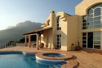 Pictures Of Swimming Pools To Inspire Design Ideas