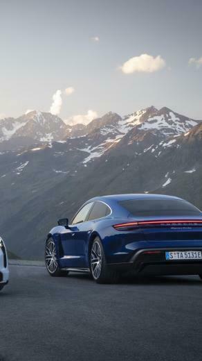 Wallpaper Porsche Taycan Turbo S