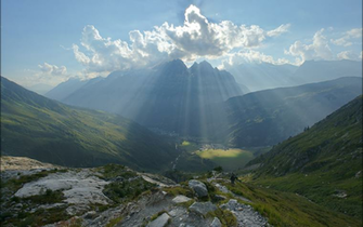 Sports Hiking Wallpaper