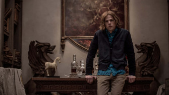 Jesse Eisenberg Displaying Involvement In A Scene Wallpaper