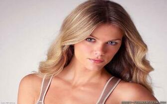 Brooklyn Decker Wallpaper Female Celebrity Crazy Frankenstein