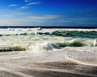 Sandy Beach Desktop Wallpaper