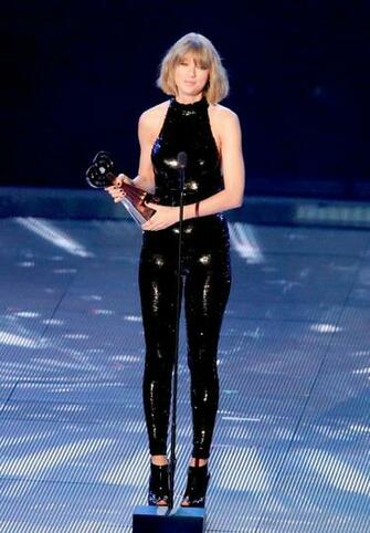 Justin Timberlake Congratulates Taylor Swift On Big Wins