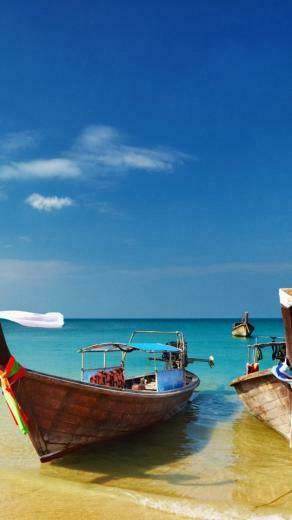 HD Tropical Beach Boatss Mobile Phone Wallpaper