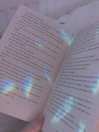 Book Aesthetic Wallpaper