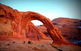 Corona Arch Wallpaper