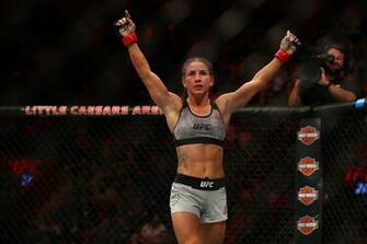 Tecia Torres Meets Weili Zhang At Ufc In March Bloody Elbow