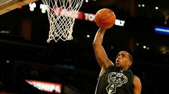 Bucks Stop Skid In Indy Klay Thompson Paces Curry Less Warriors