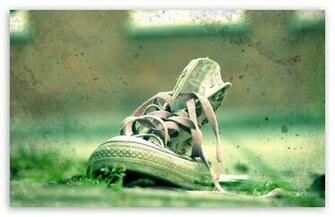 Sneaker HD Desktop Wallpaper Widescreen High Definition