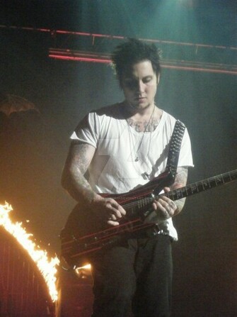 Synyster Gates Live By Thatavengedkid