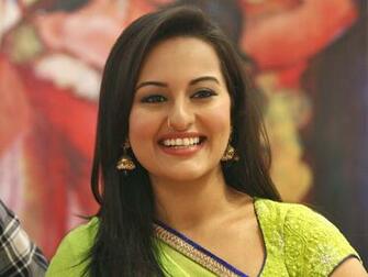 Sonakshi Sinha Smile Wallpaper