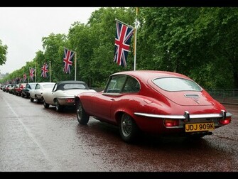 Jaguar E Type 50th Anniversary Convoy Wallpaper