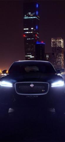 Jaguar Car Posted By Ryan Sellers iPhone Wallpaper