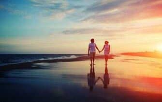 Couple On Beach Love Wallpaper HD For Desktop