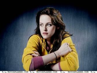 Kristen Stewart Picture In Yellow Dress