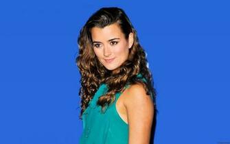 Cote De Pablo Wallpaper