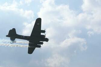 B17 Sally B Wallpaper