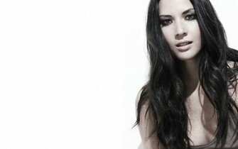 Olivia Munn Charming Girl Wallpaper