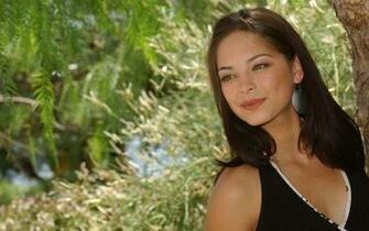 Kristin Kreuk Wallpaper Widescreen