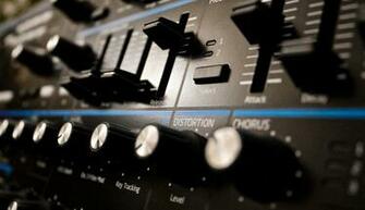 I Was Struggling To Find Desktop Wallpaper Of Synths Tha Ti Own