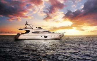 Yacht Wallpaper Top Background