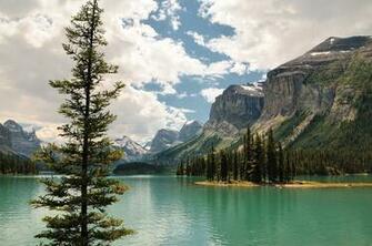Maligne Lake Jasper Alberta Canada Island Trees Mountains