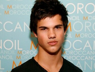 Taylor Lautner Wallpaper