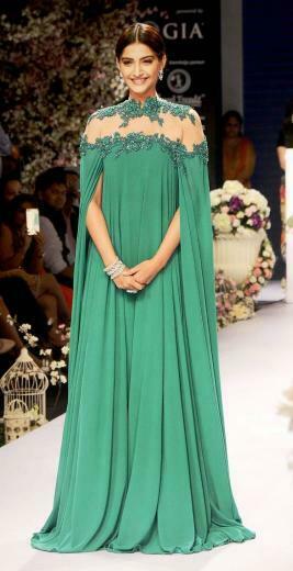 Sonam Kapoor In Backless Gown On Ramp Walk Hot