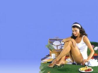 Pin Up Wallpaper Girls