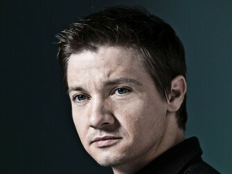 Bite Jeremy Renner Wallpaper
