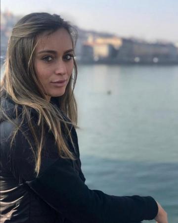 Paula Badosa In Budapest Interesting Faces Long Hair Styles
