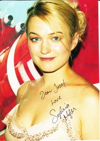 Sophia Myles Wallpaper