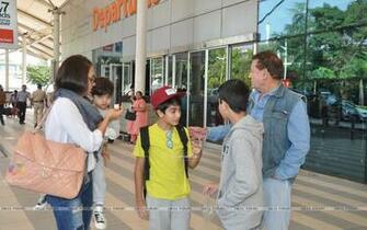 Wallpaper Salim Khan Was Leaving For Hyderabad With His