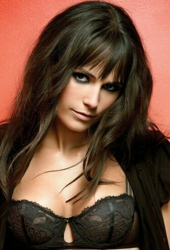 Jordana Brewster Wallpaper Celebrity Gossips