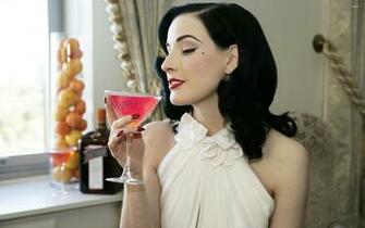 Dita Von Teese Wallpaper Girl